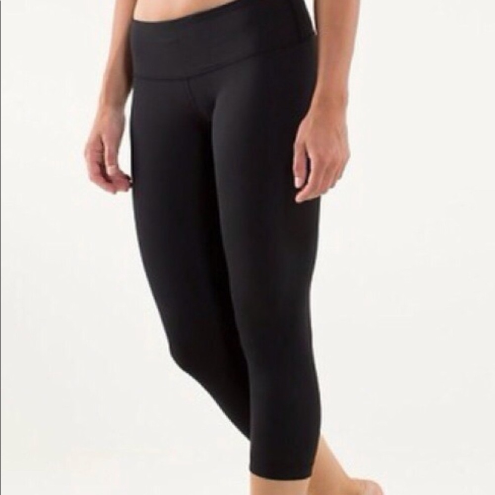 Lululemon cropped leggings